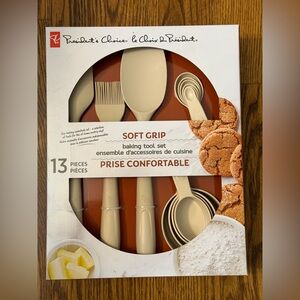 Soft Grip 13-Piece Baking Tool Set - Cream